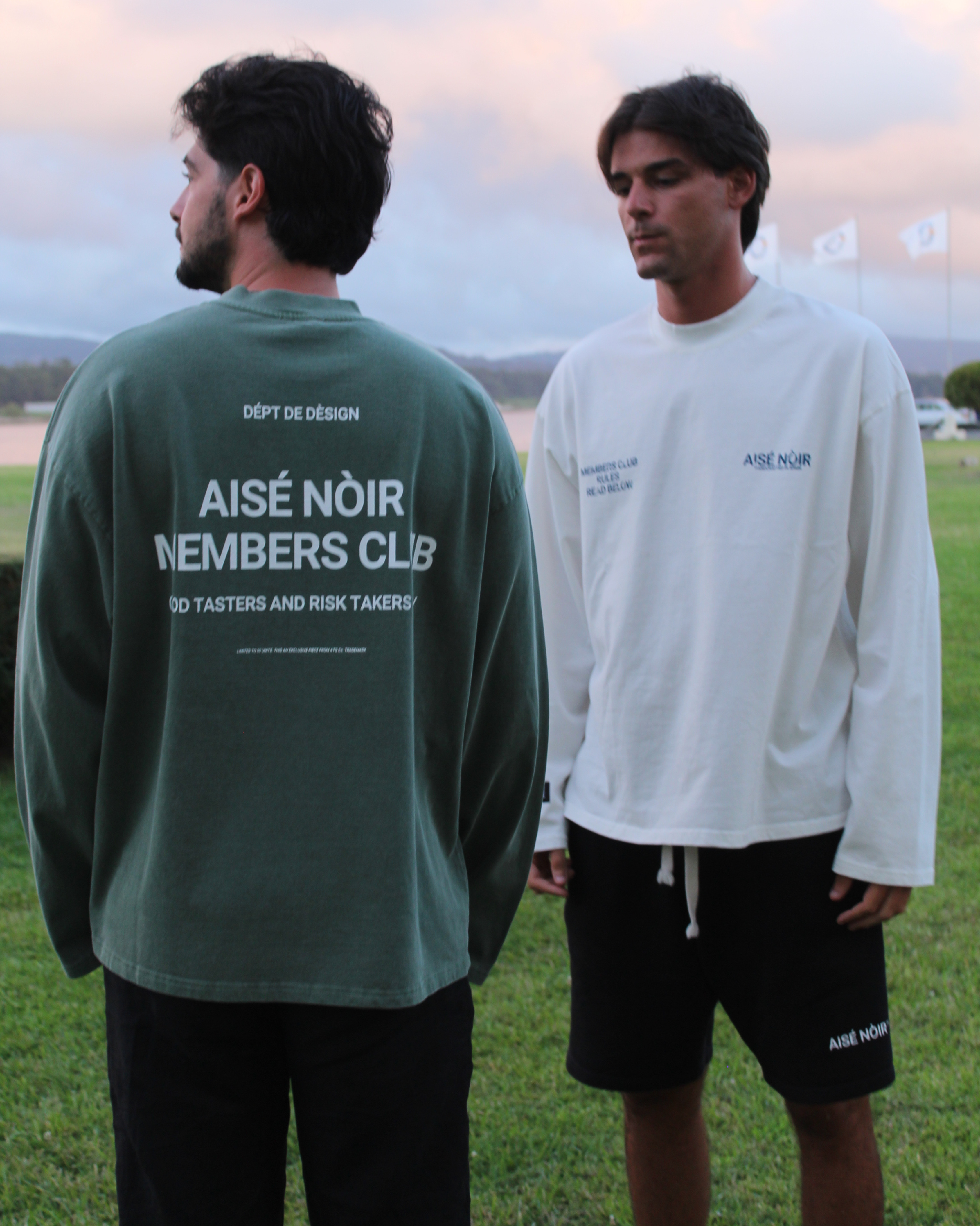 SUMMER ESSENTIALS LONGSLEEVE-thumbmail-5