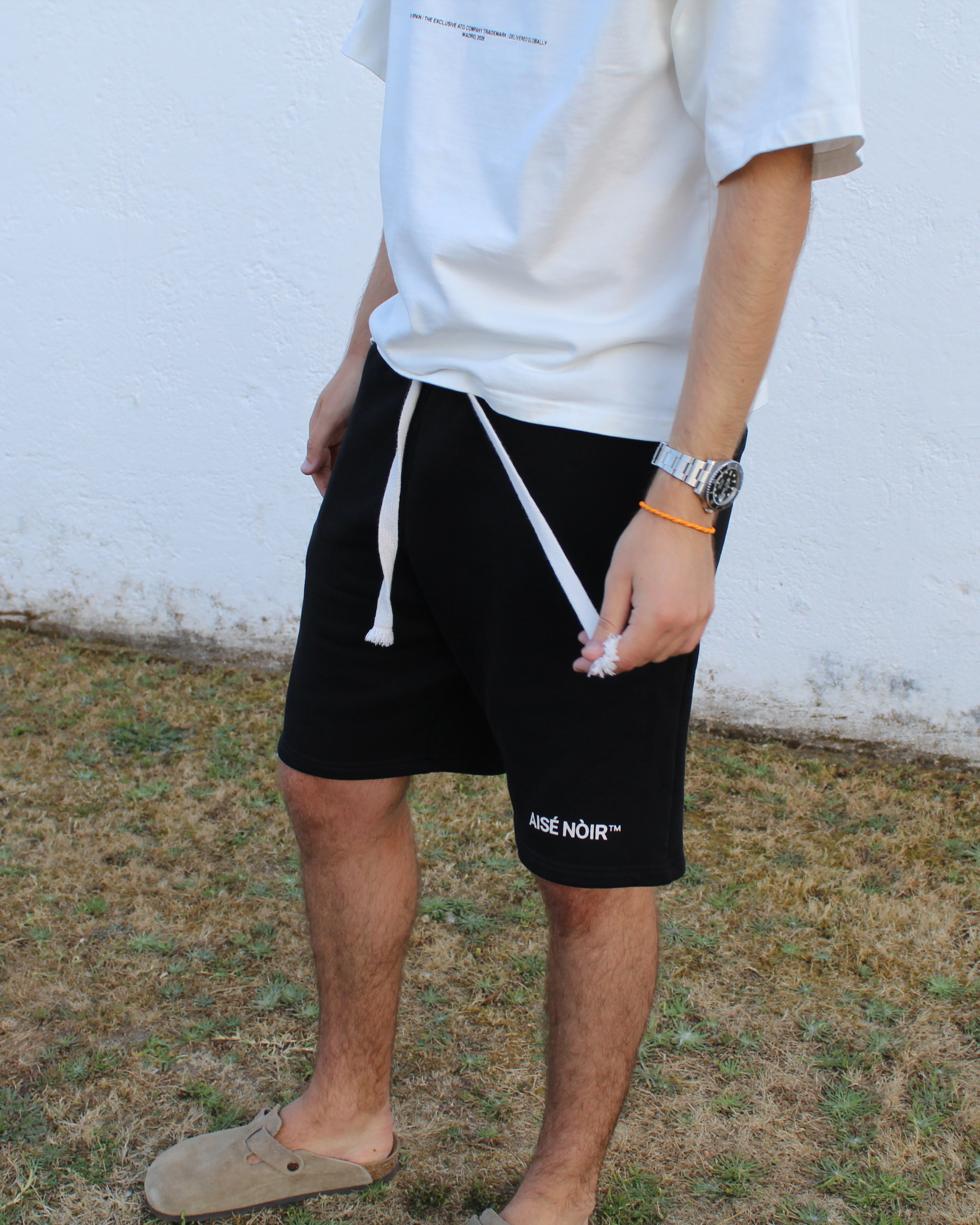 AISÉ "VANTABLACK" SHORTS-thumbmail-4